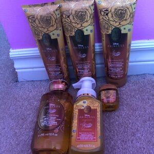 Disney Princess Belle Bath & Body Set - Gold